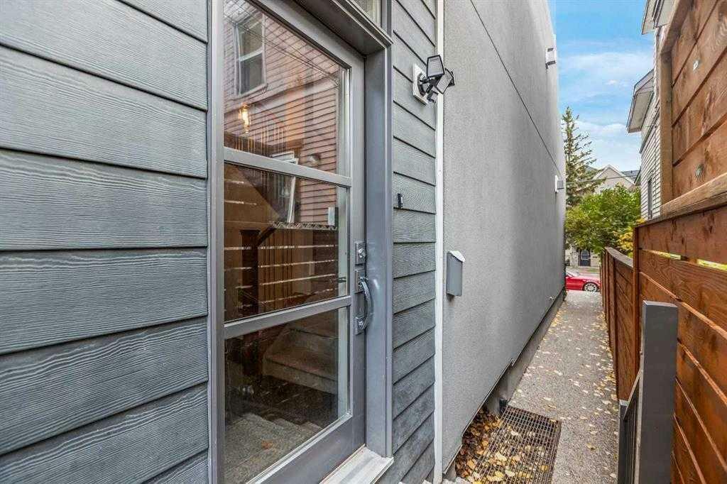 Property Photo:  1804 34 Avenue SW 104  AB T2T 2B8 