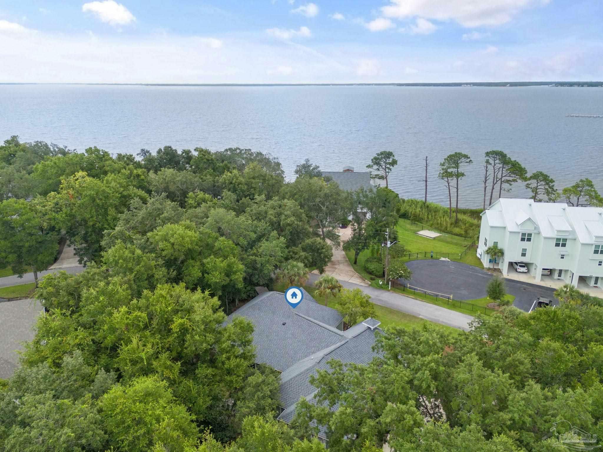 Property Photo:  16253 North Shore Dr  FL 32507 