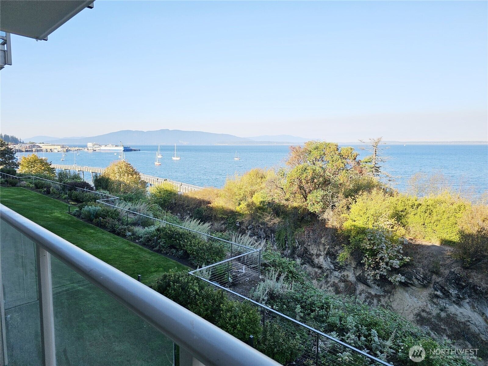 Property Photo: 600 S State Street 101 WA 98225