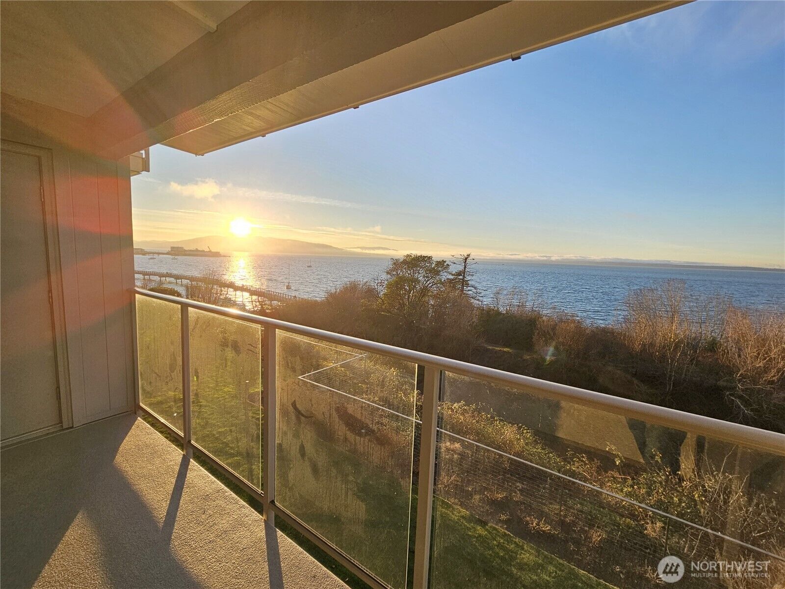 Property Photo:  600 S State Street 101  WA 98225 