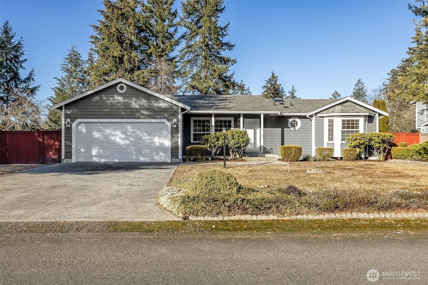 Property Photo:  1001  197th Street Ct E  WA 98387 