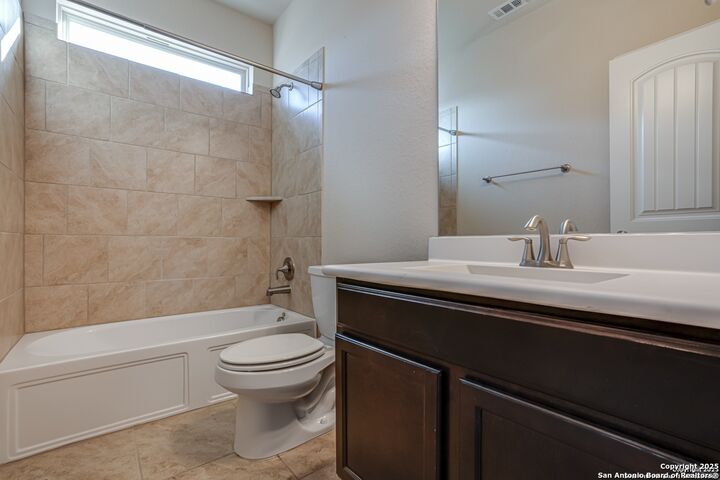 Property Photo: 8707 Shady Mtn TX 78254