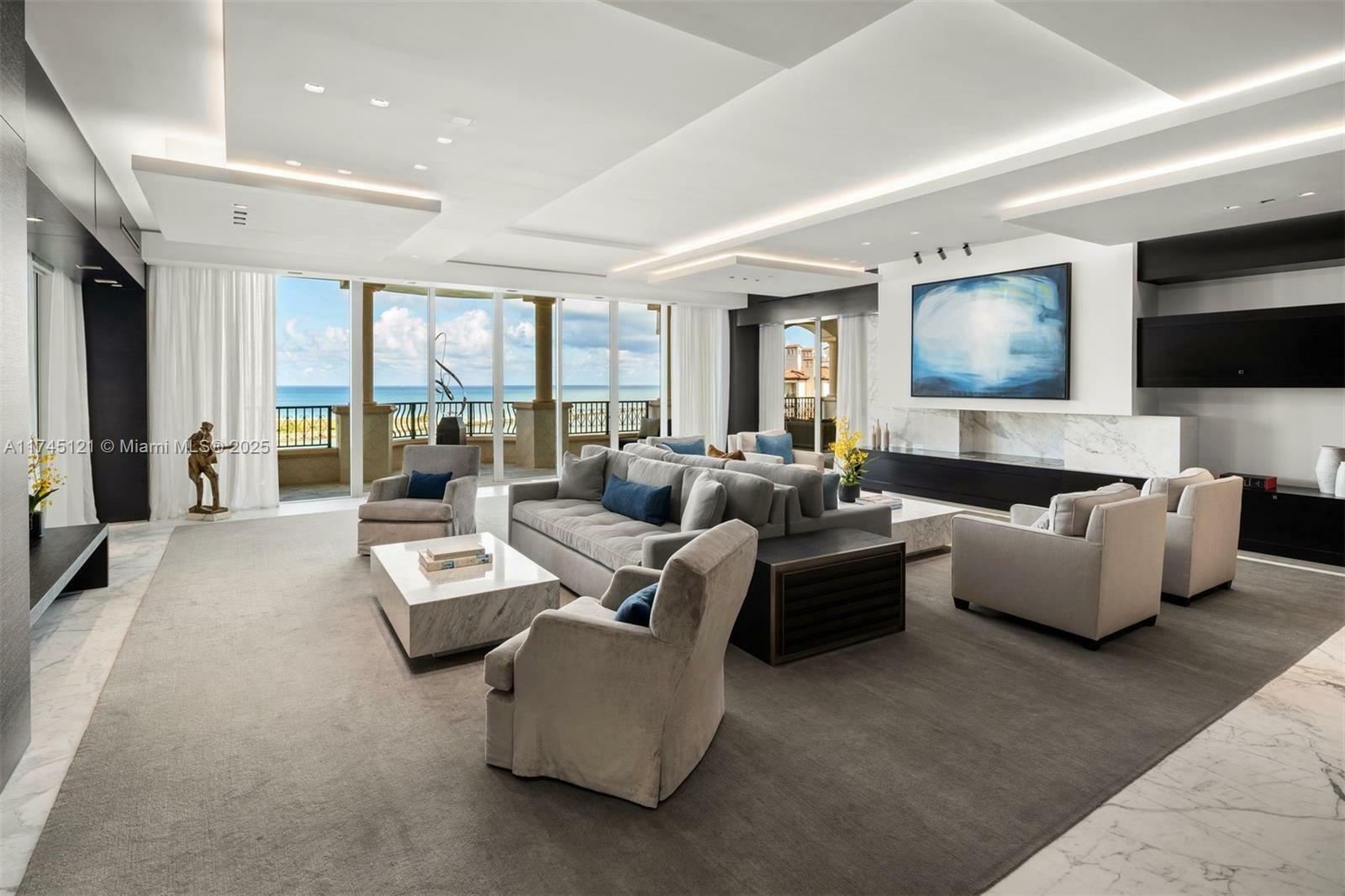 Property Photo: 7192 Fisher Island Dr 7192 FL 33109