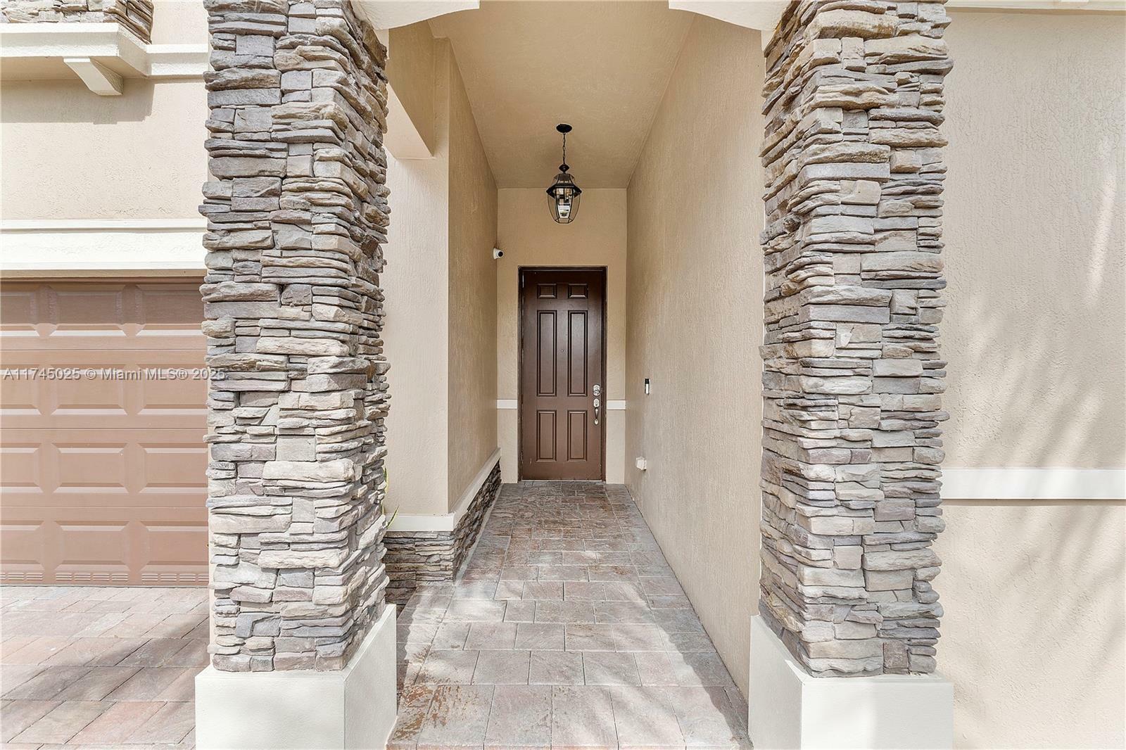 Property Photo: 9815 NW 89th Ter FL 33178