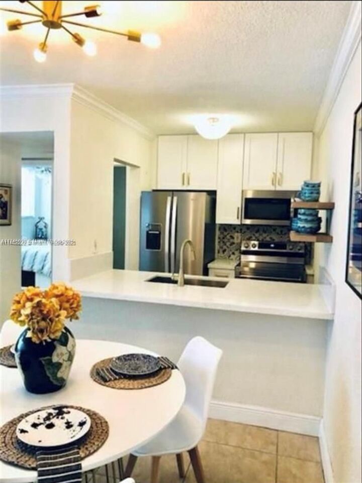 300 Madeira Ave 102  Coral Gables FL 33134 photo