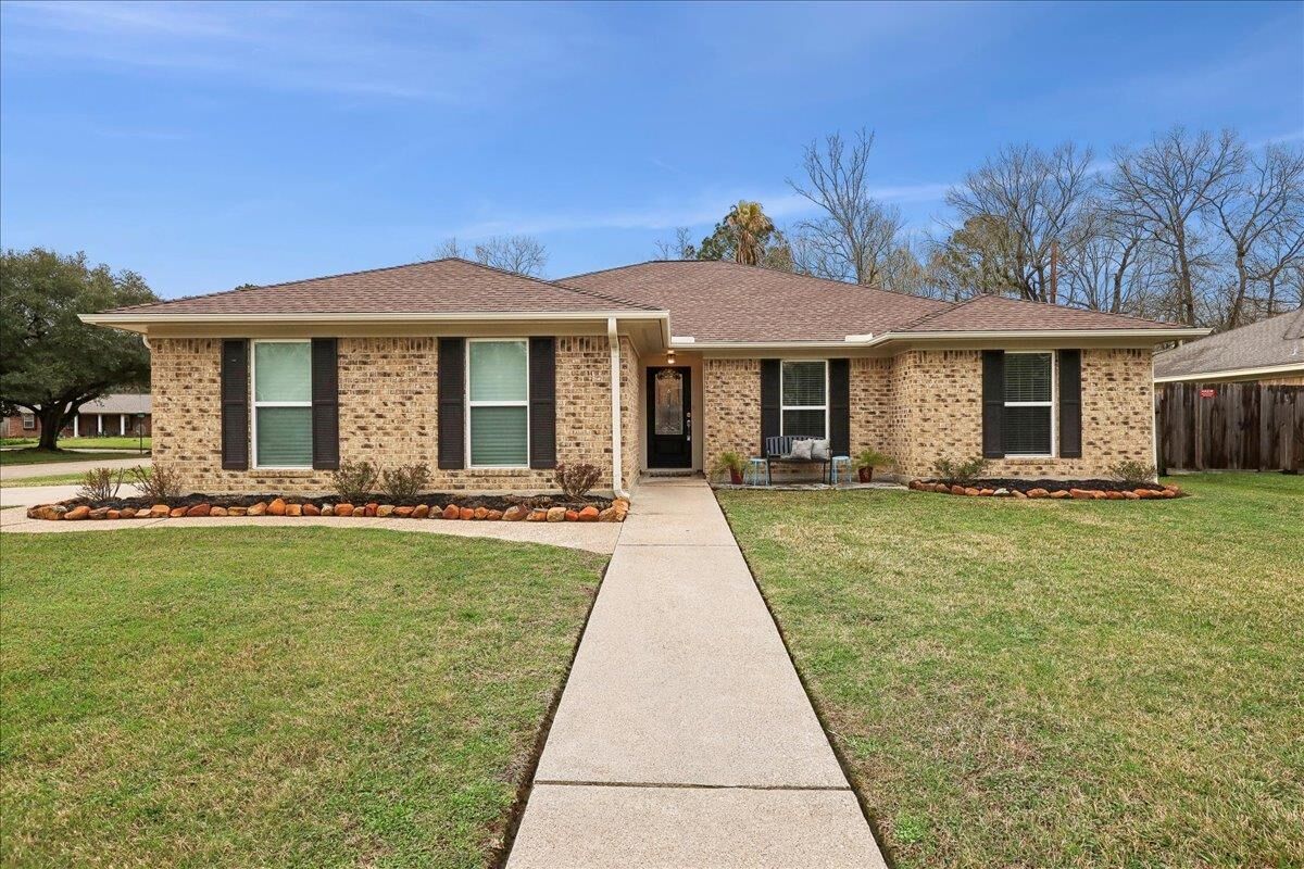 Property Photo: 12880 Tanoak Dr TX 77713