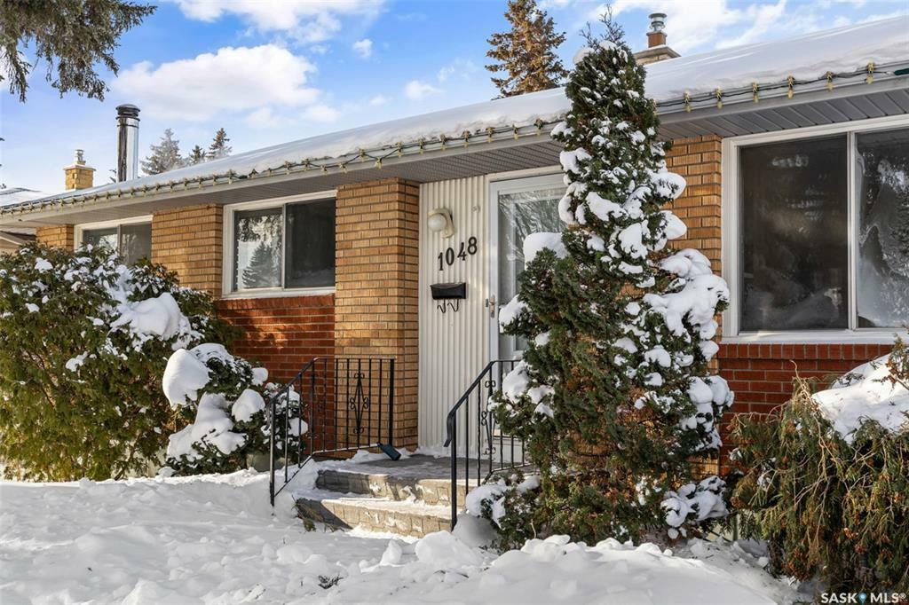 Property Photo:  1048 East Centre  SK S7J 3A3 