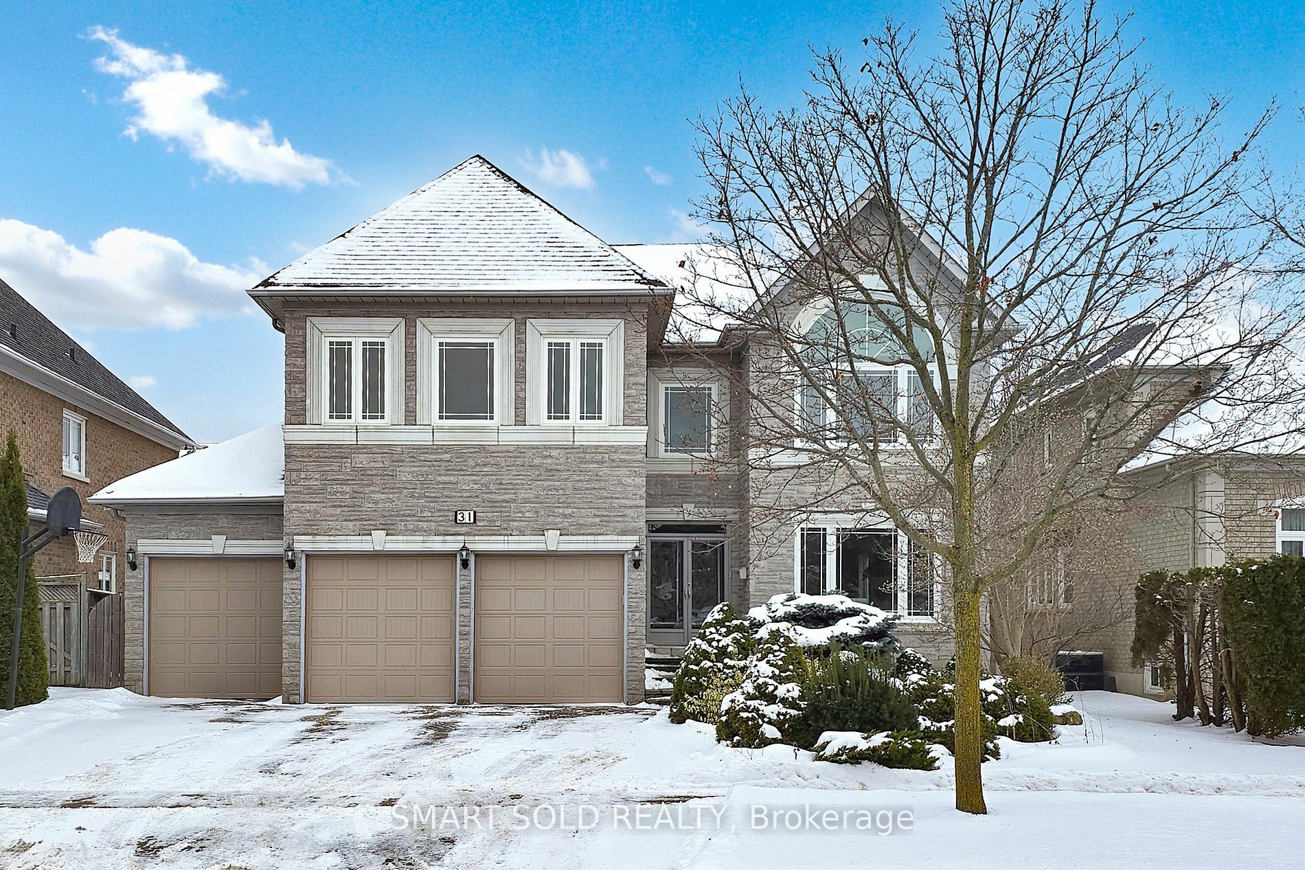 31 Black Walnut Cres  Richmond Hill ON L4B 3S3 photo