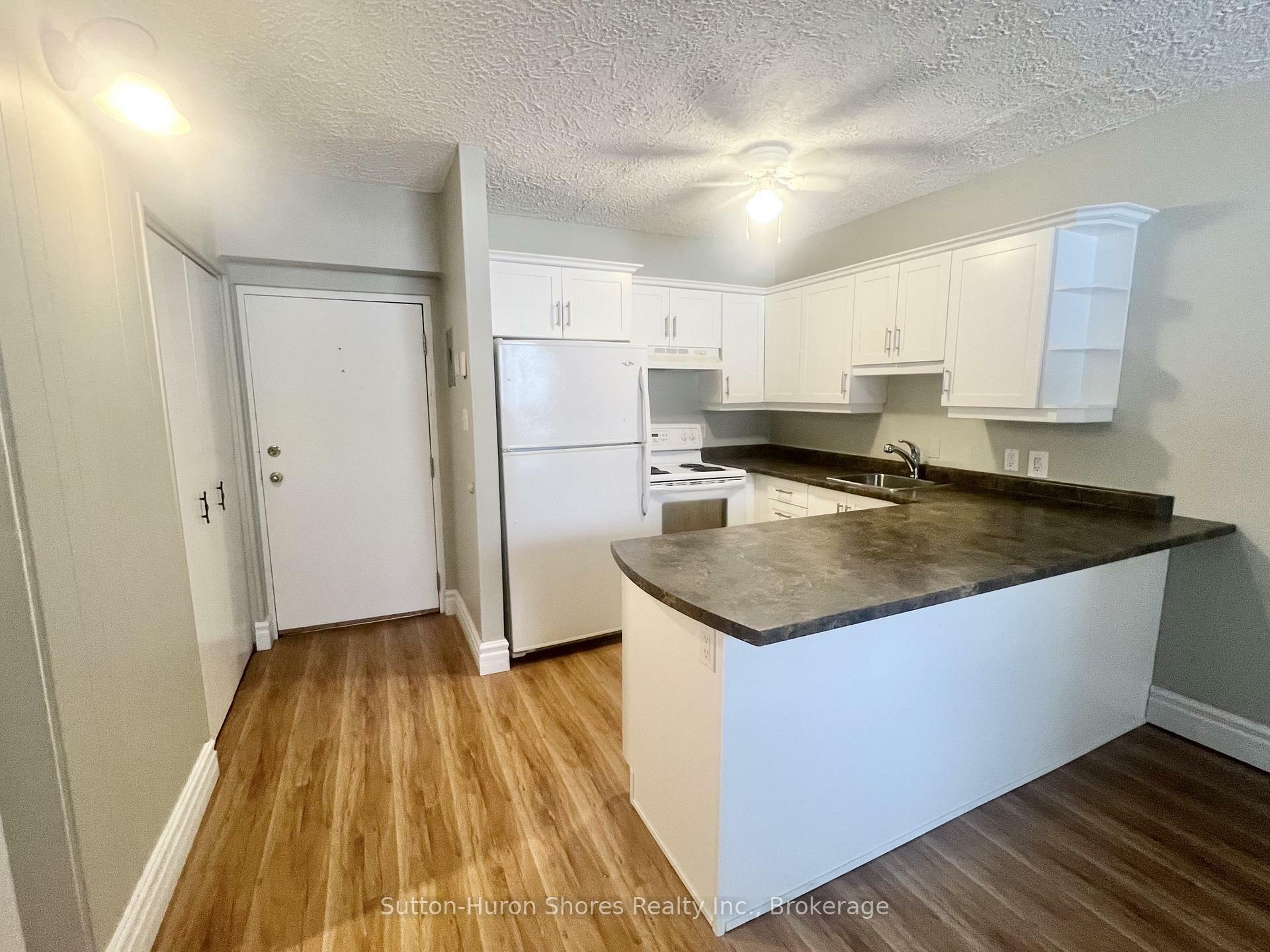 Property Photo: 229 Adelaide Street 114 ON N0H 2L0