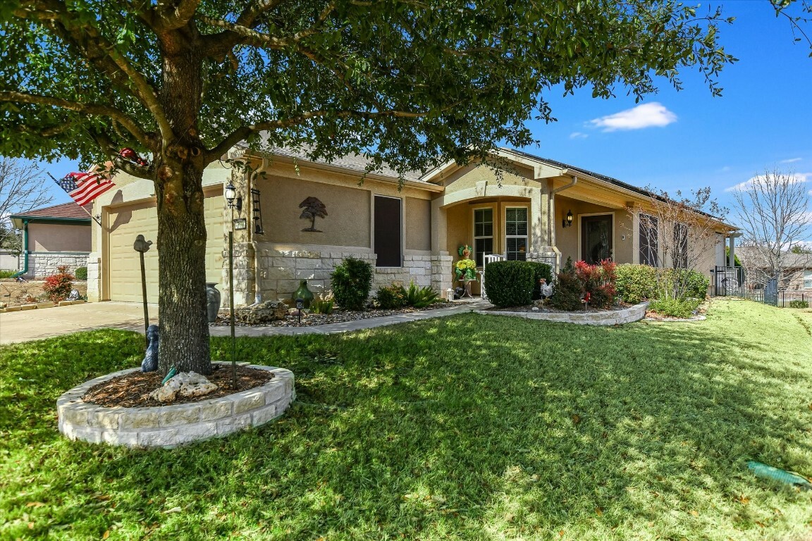 Property Photo:  300 Sheldon Lake Drive  TX 78633 