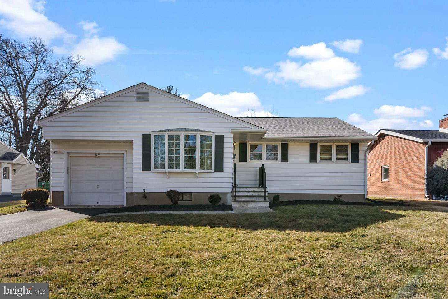 Property Photo:  327 Hamilton Boulevard  PA 19067 