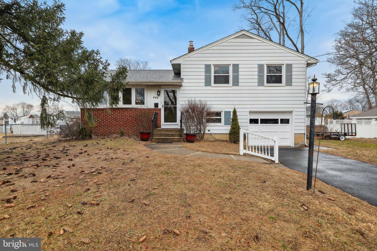 Property Photo:  805 Rancocas Avenue  NJ 08075 