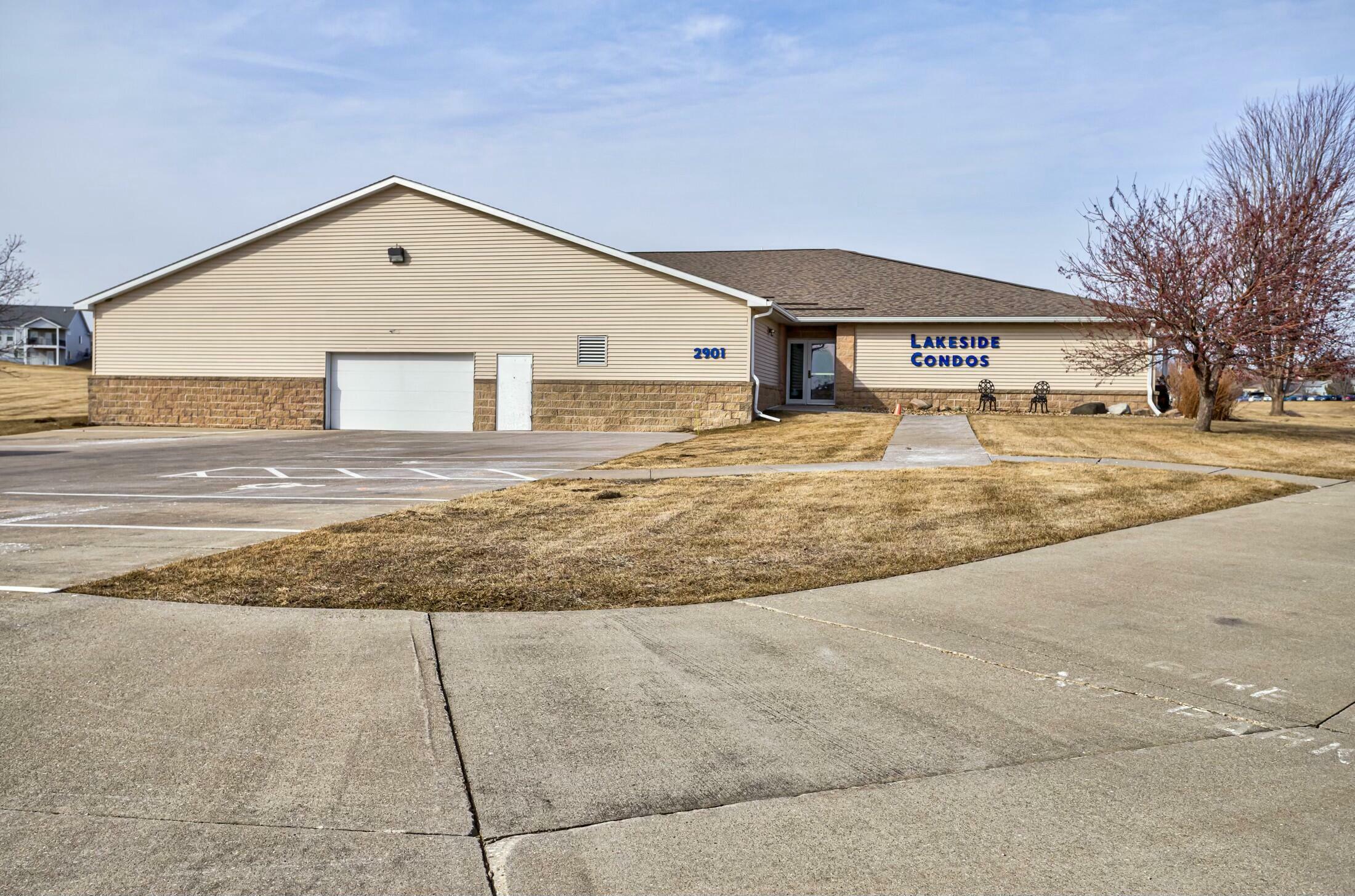 Property Photo: 2901 S 2nd Street 109 IA 50158