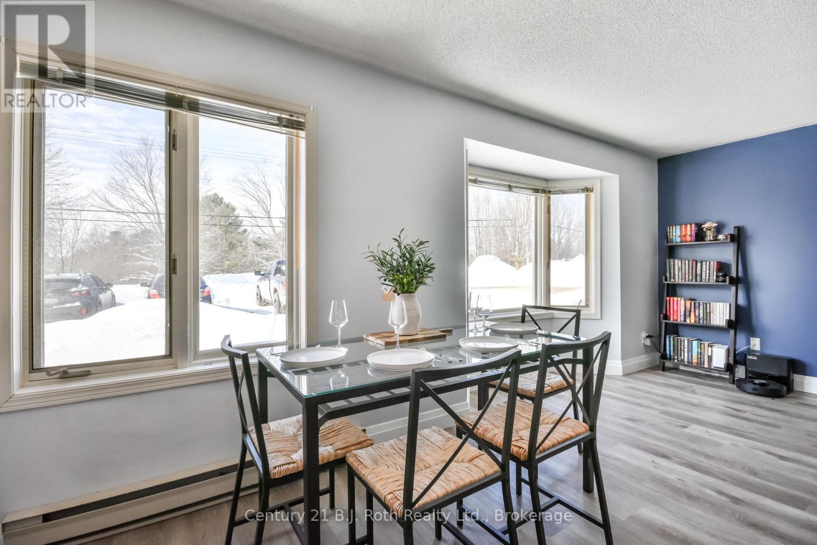 Property Photo: 155 Church Street 21 ON L9M 1E4