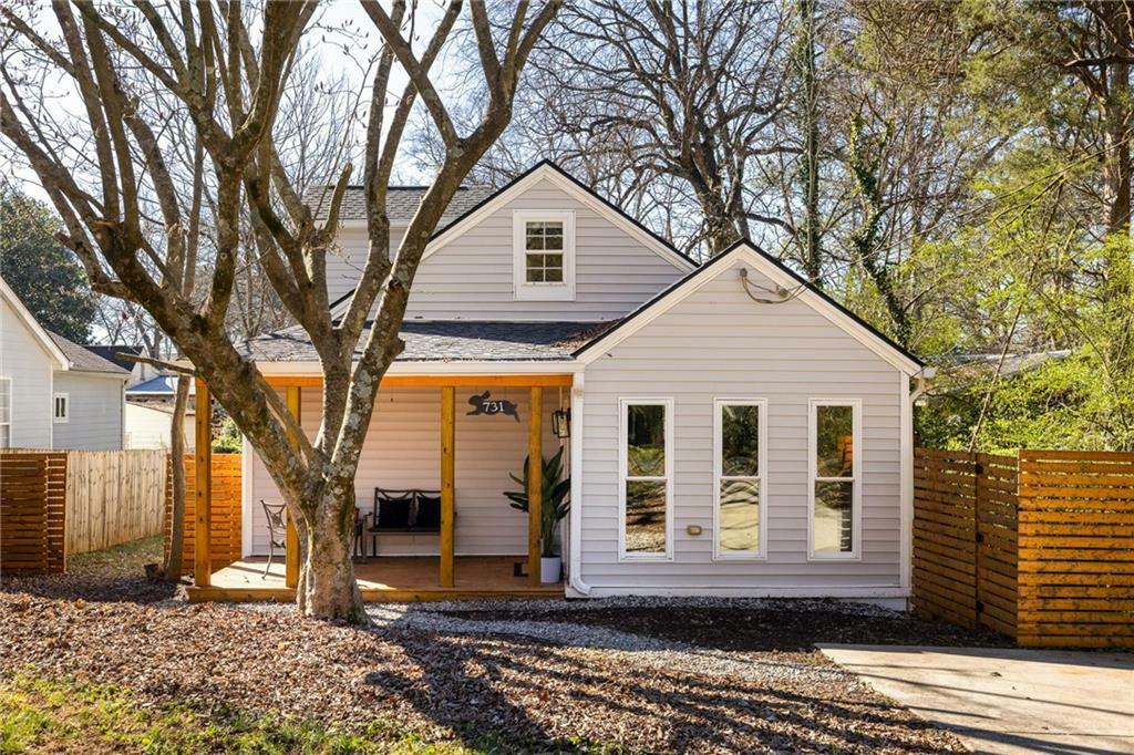 Property Photo:  731 Hobart Avenue SE  GA 30312 