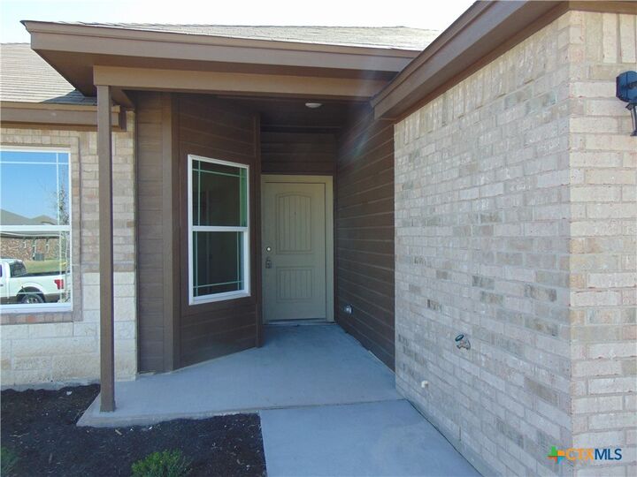 Property Photo: 3206 Salt Fork Drive TX 76549