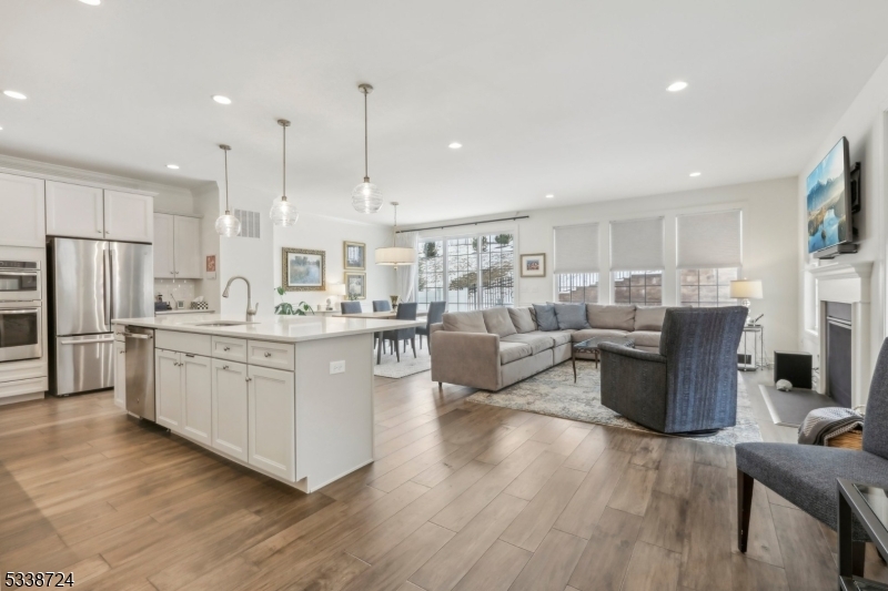 Property Photo: 18 Warren Dr NJ 07960