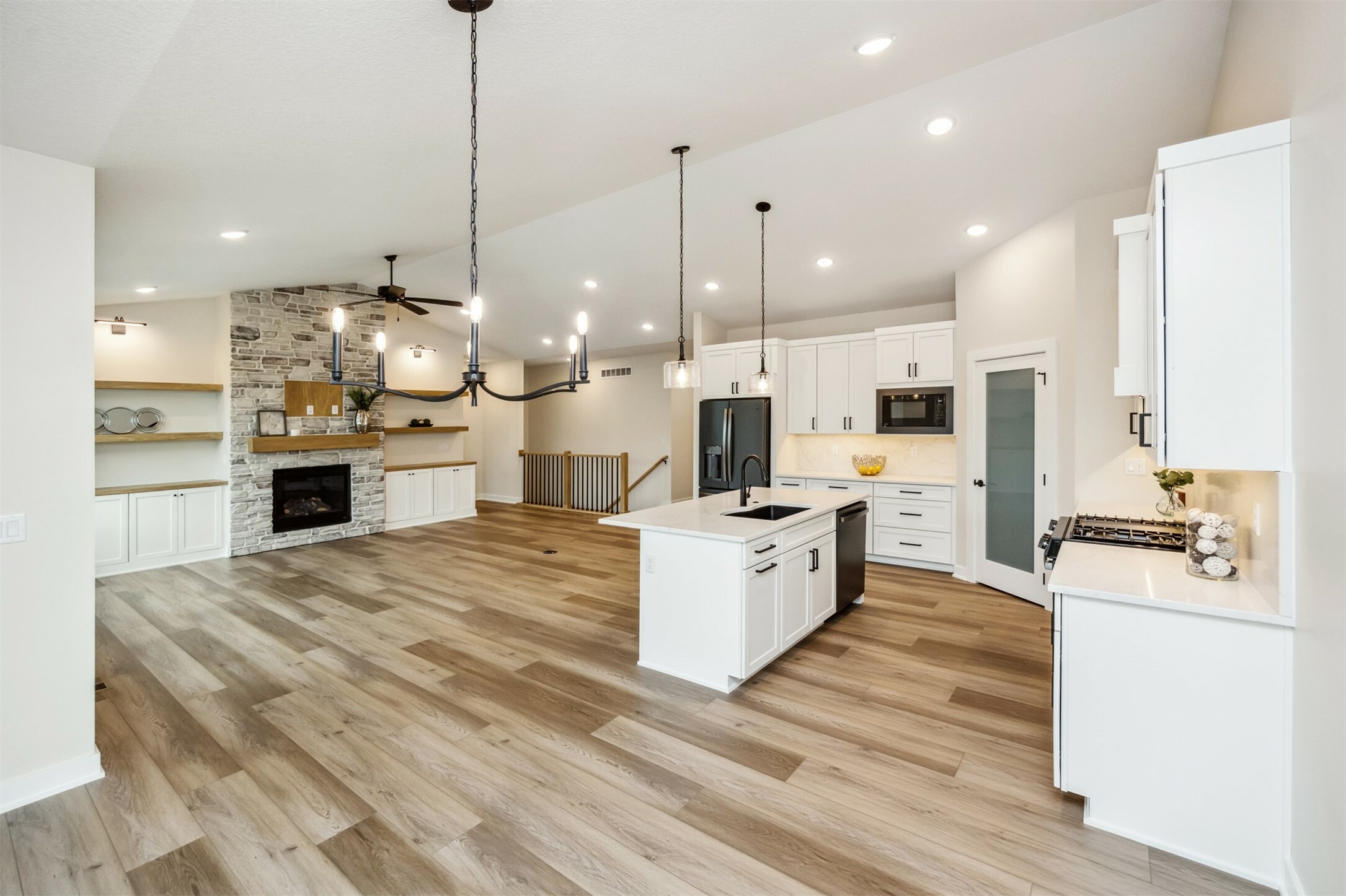 Property Photo: 18258 Hidden Knoll IA 50325