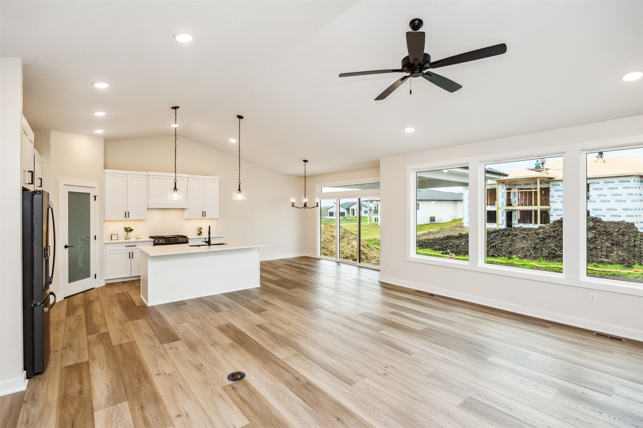Property Photo: 18258 Hidden Knoll IA 50325