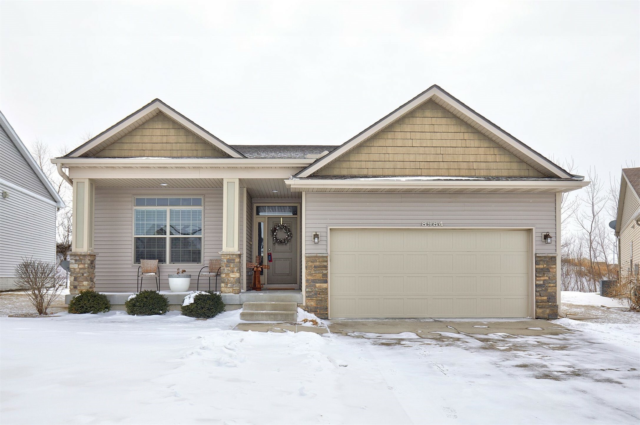 Property Photo:  8984 Greenway Drive  IA 50266 