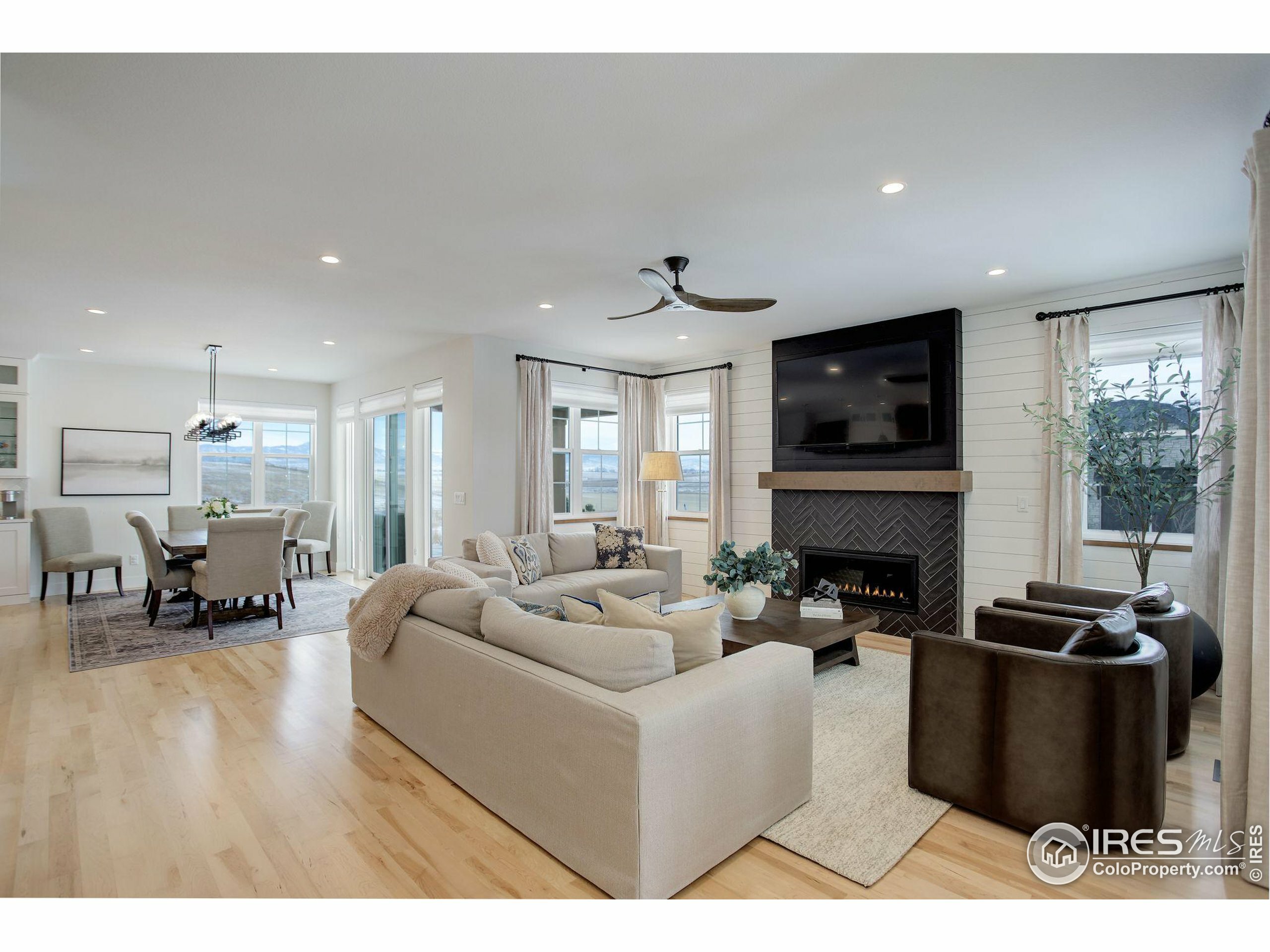 Property Photo: 711 William Way CO 80513