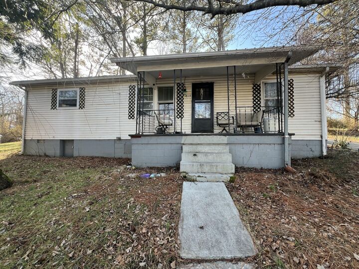 Property Photo:  215 Spring Street  KY 40741 