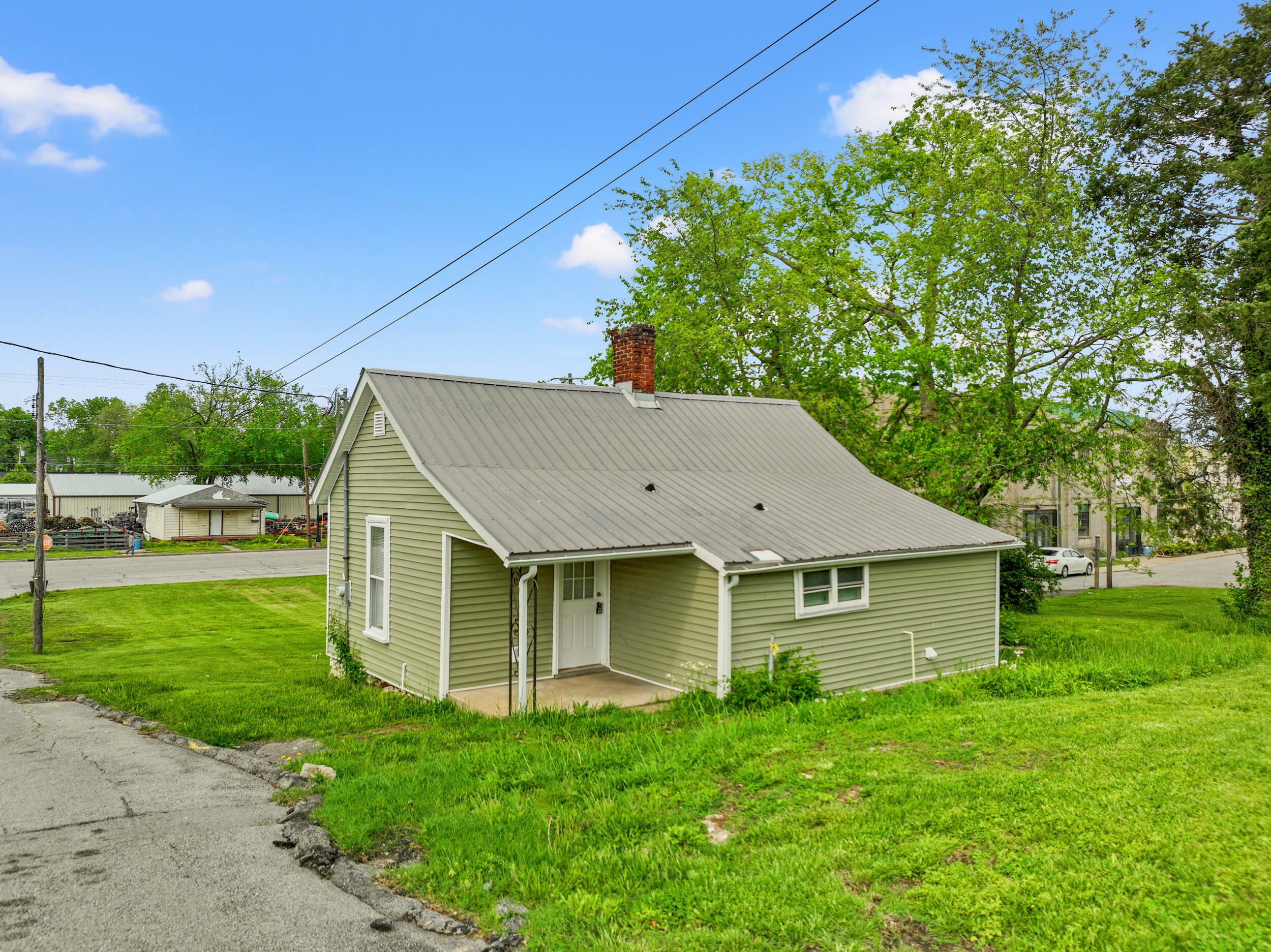 Property Photo: 128 Fort Street KY 40330