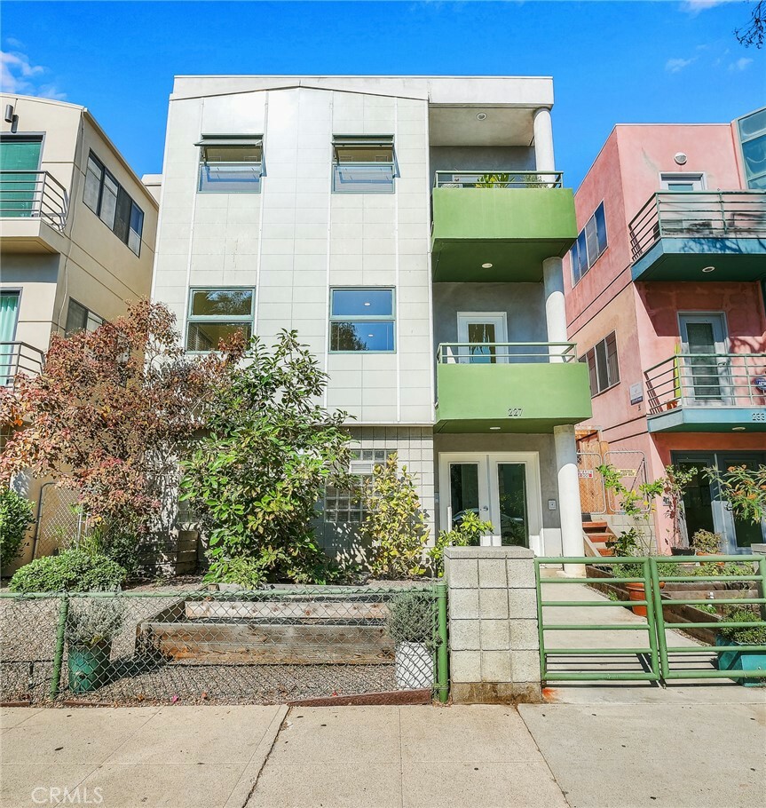 227 Market Street  Venice CA 90291 photo