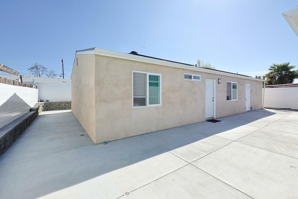 Property Photo:  141 Buccaneer Dr Adu  CA 92114 