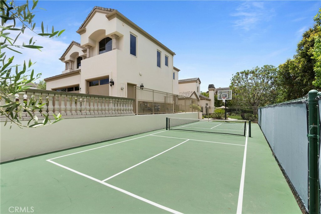 Property Photo:  6752 Derby Circle  CA 92648 