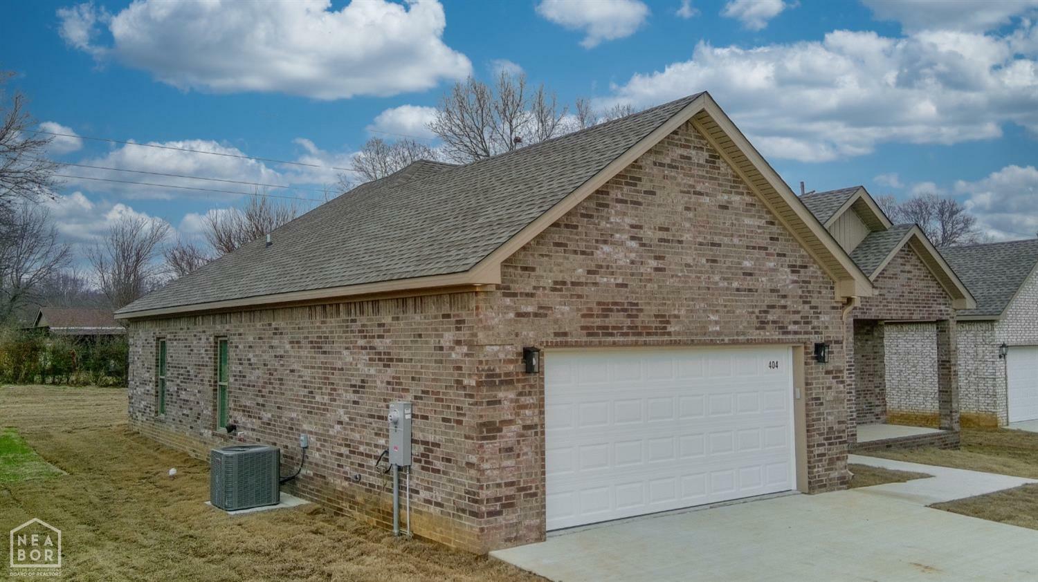 Property Photo:  404 Everett Lane  AR 72404 