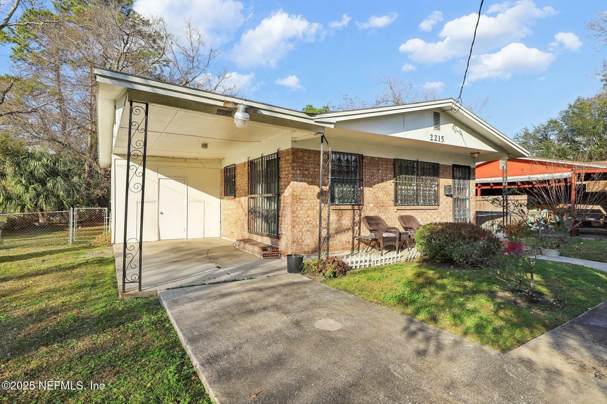 Property Photo:  2215 W 30th Street  FL 32209 