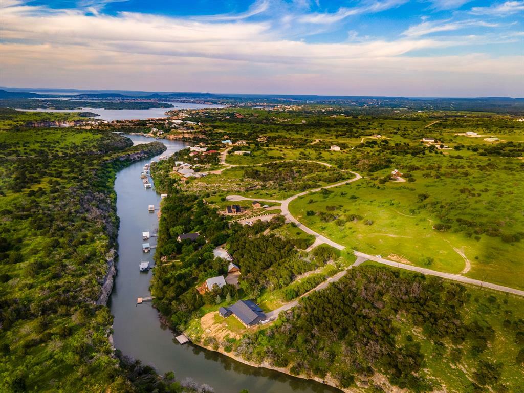 Property Photo: 2040 Bluff Creek Drive TX 76475