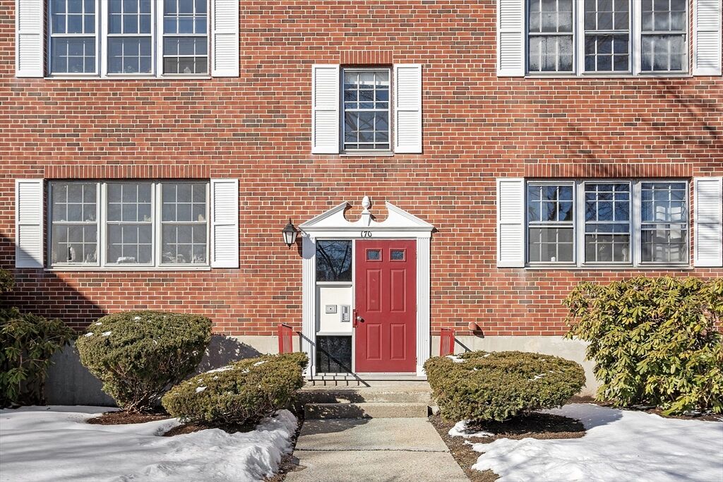 Property Photo:  170 Lake Shore Rd 4  MA 02135 