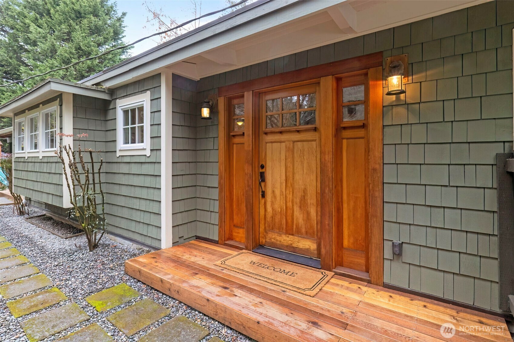 Property Photo:  9681  Battle Point Drive NE  WA 98110 