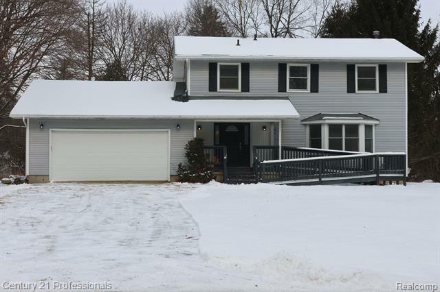 Property Photo:  6481 Winans Lake Road  MI 48116 