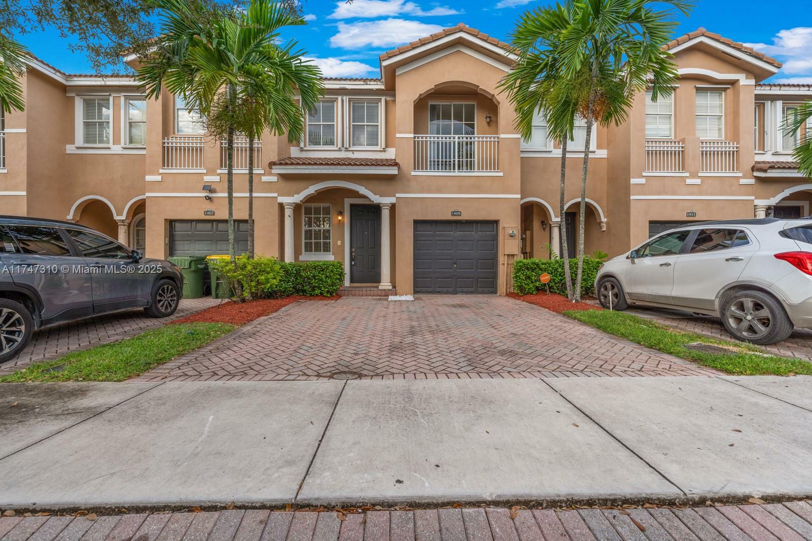 Property Photo:  1409 SE 26th Ave  FL 33035 