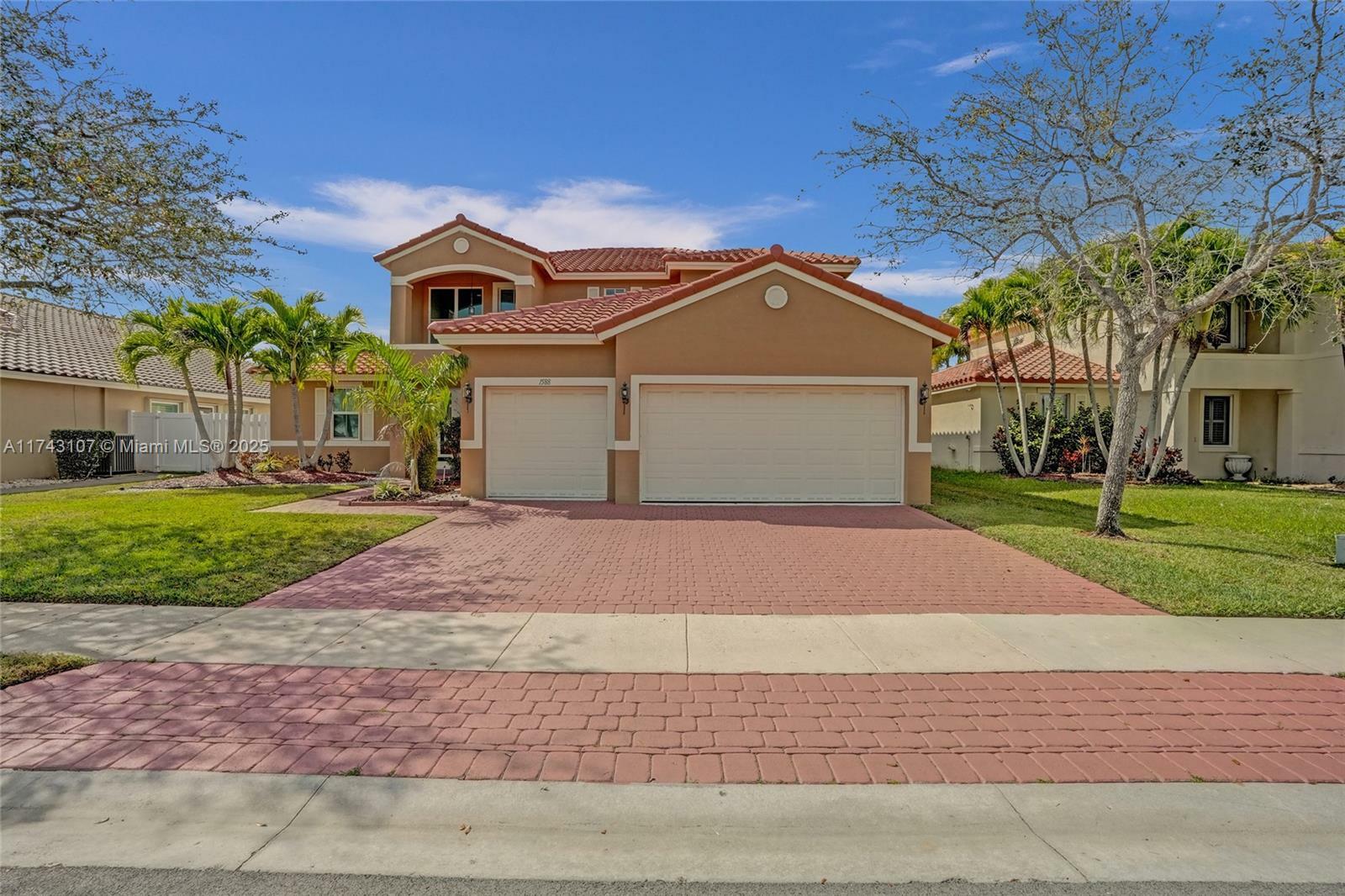 1588 SW 191st Ave  Pembroke Pines FL 33029 photo