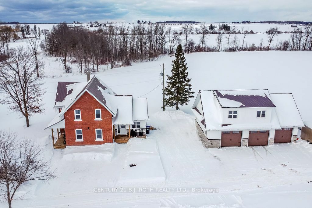 Photo de la propriété:  1153 Glengarry Landing Rd S  ON L9X 1E1 