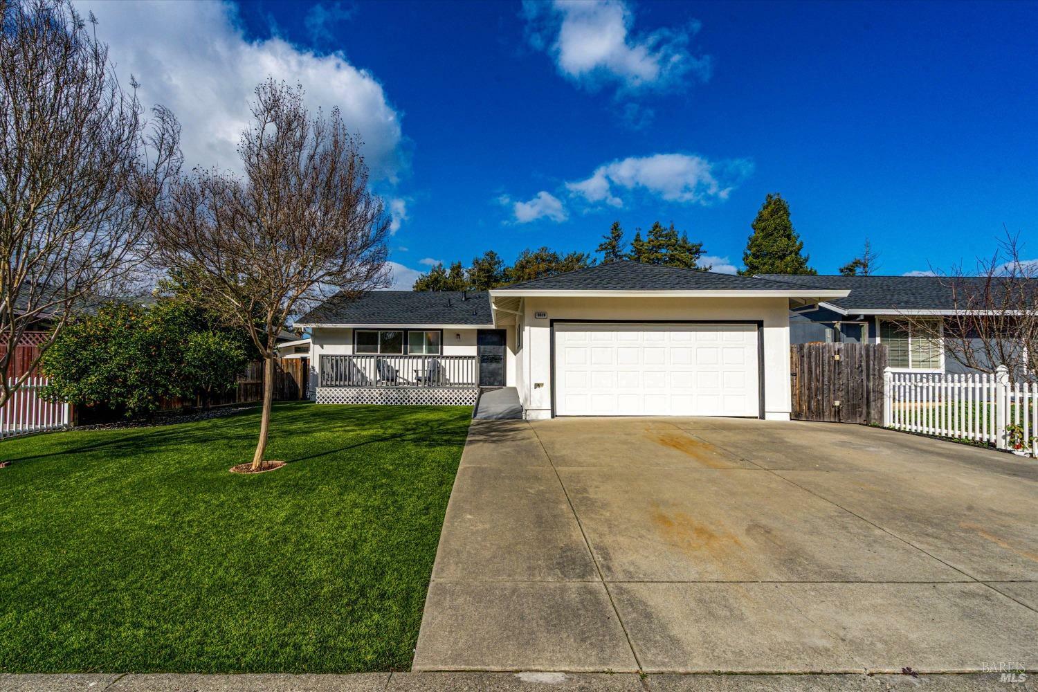 6019 Elsa Avenue  Rohnert Park CA 94928 photo