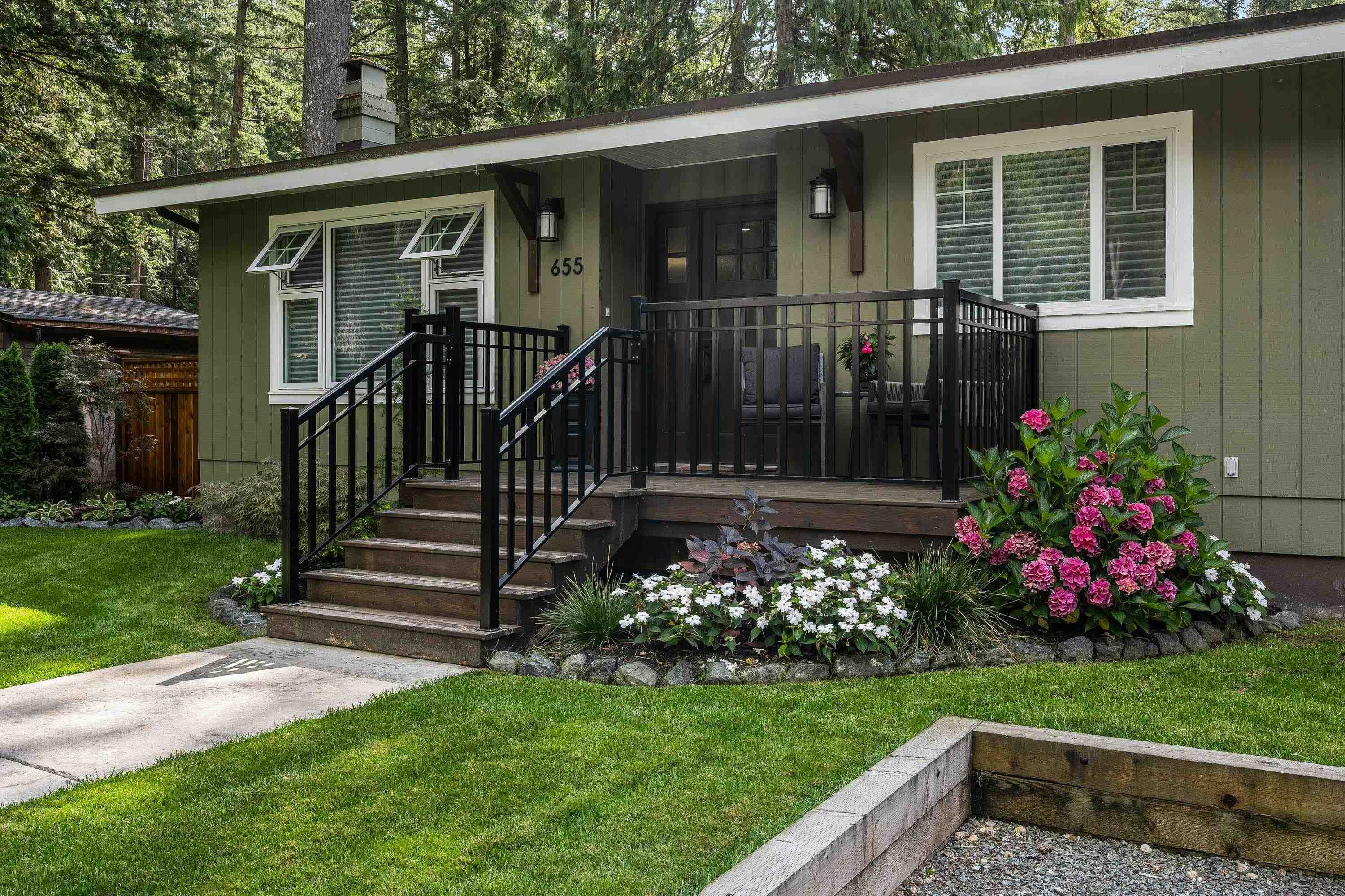 Property Photo:  655 Mountain View Road  BC V2R 4Z6 