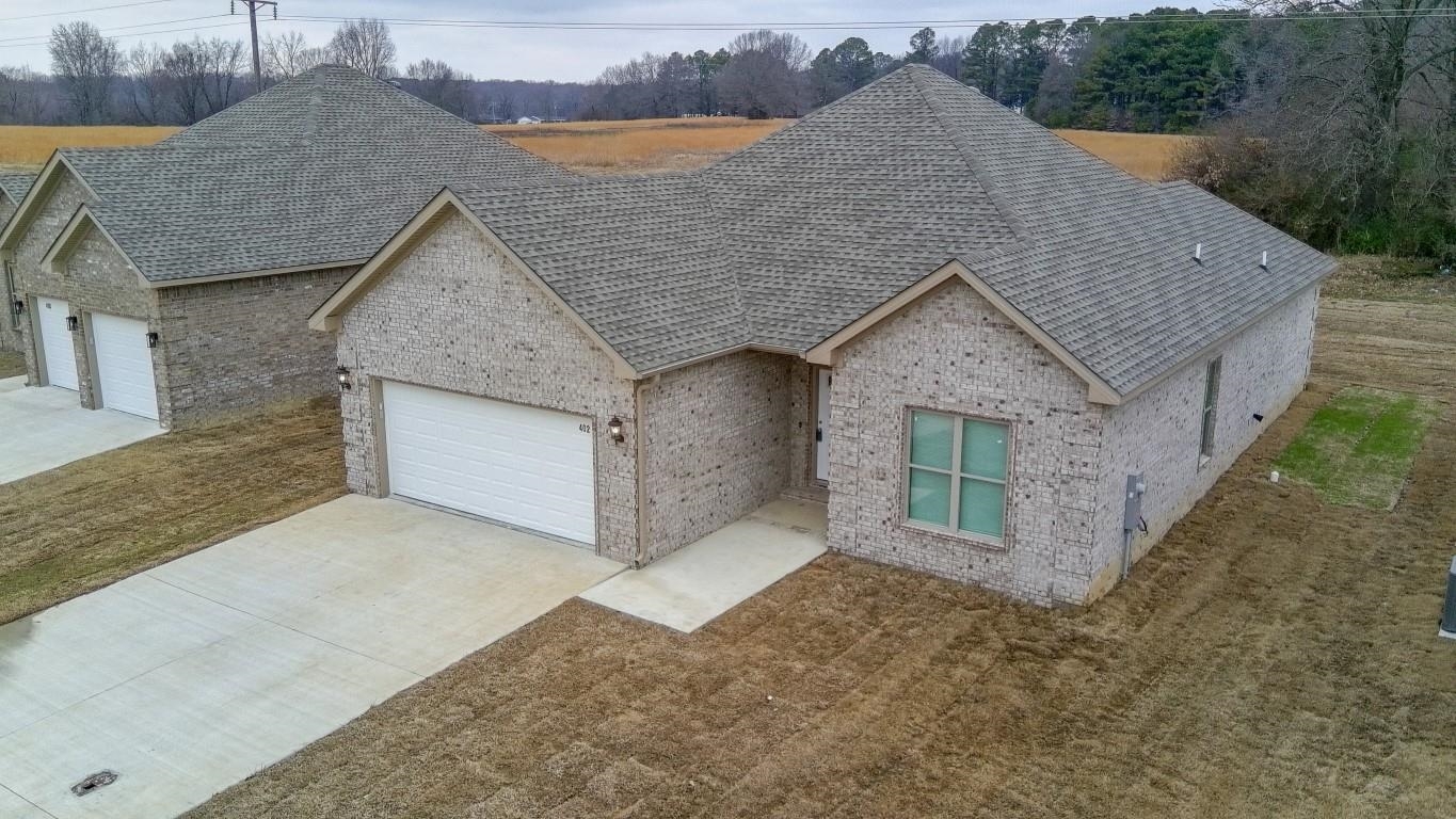 Property Photo: 402 Everett Lane AR 72401