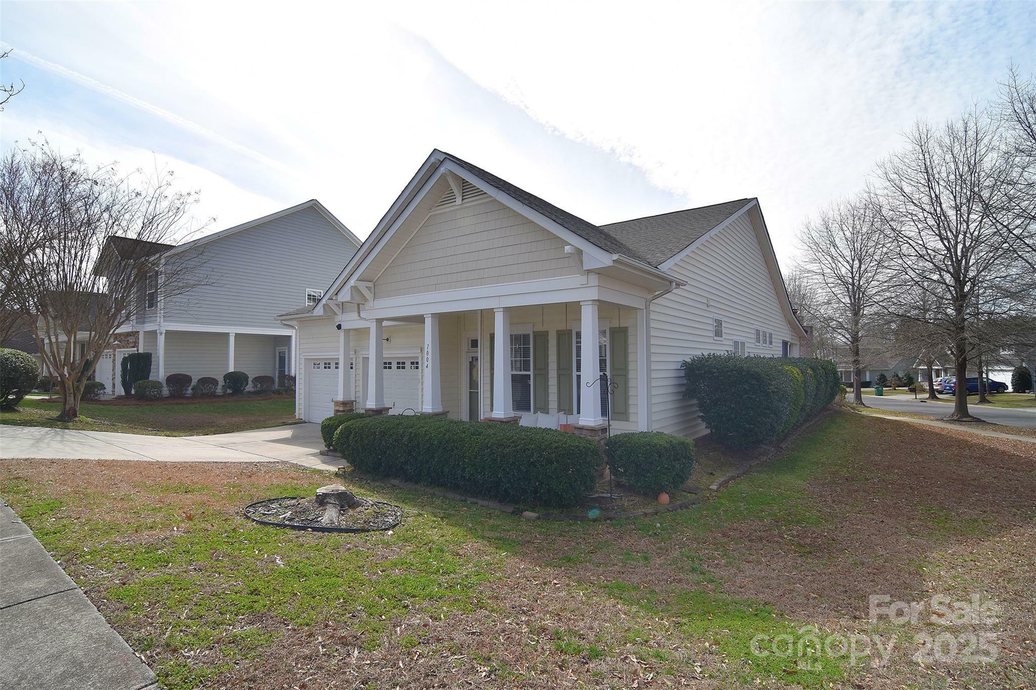 Property Photo:  1004 Kensrowe Lane  NC 28104 