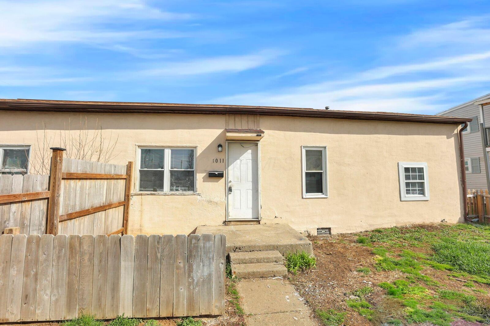 Property Photo: 1011 8th Avenue OH 43130