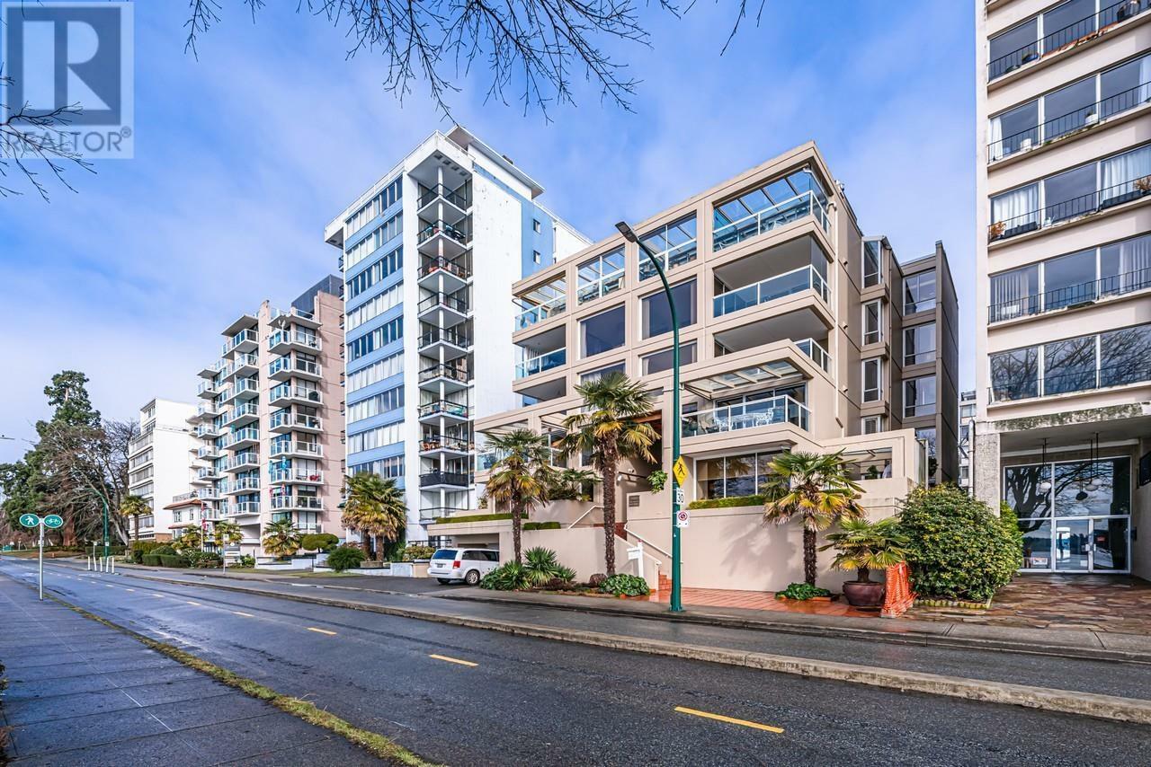 Property Photo:  2015 Beach Avenue 401  BC V6G 1Z3 