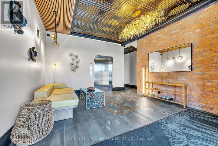Property Photo: 38 Front Street Unit # 5 ON K8N 4N2