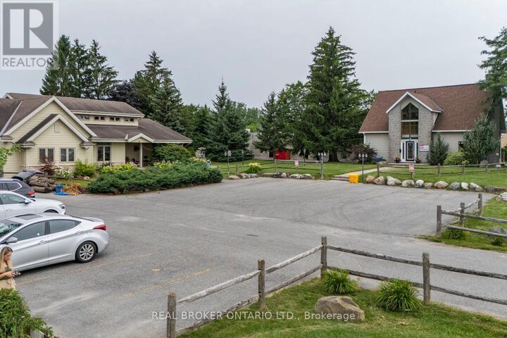 2188 Robertson Road — photo 1