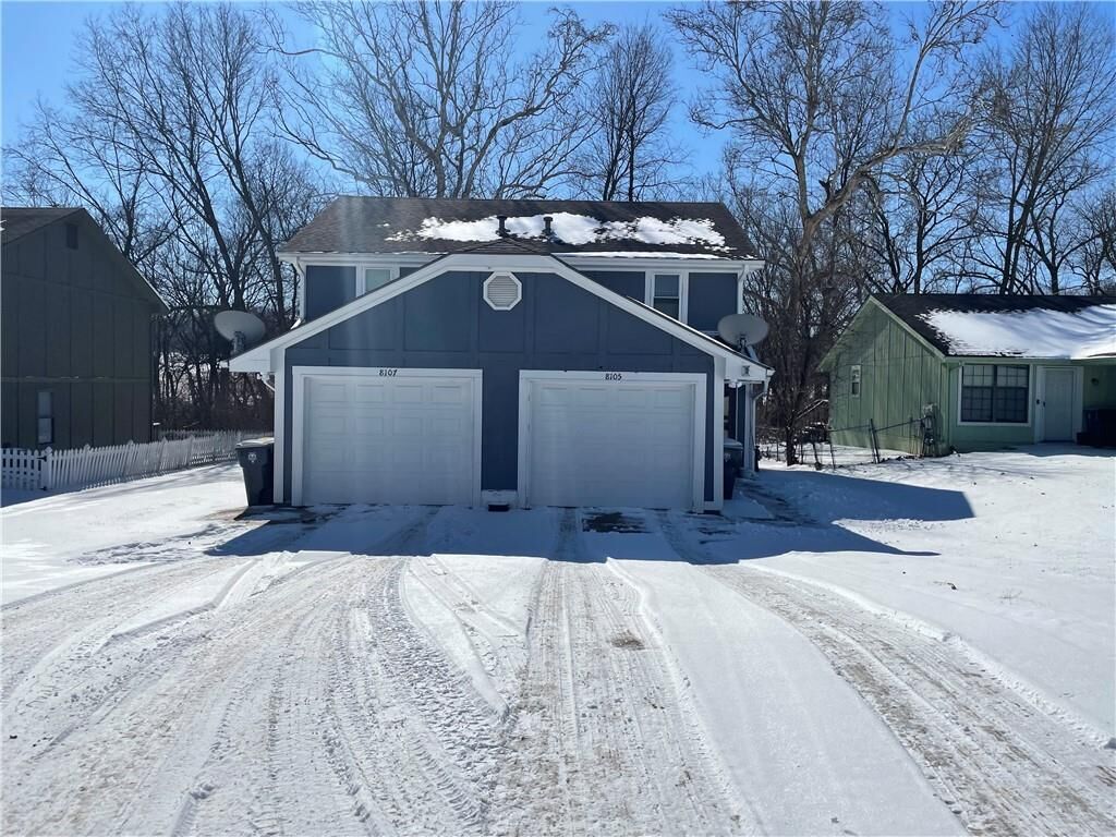 Property Photo: 8105 E 100th Terrace Court MO 64134