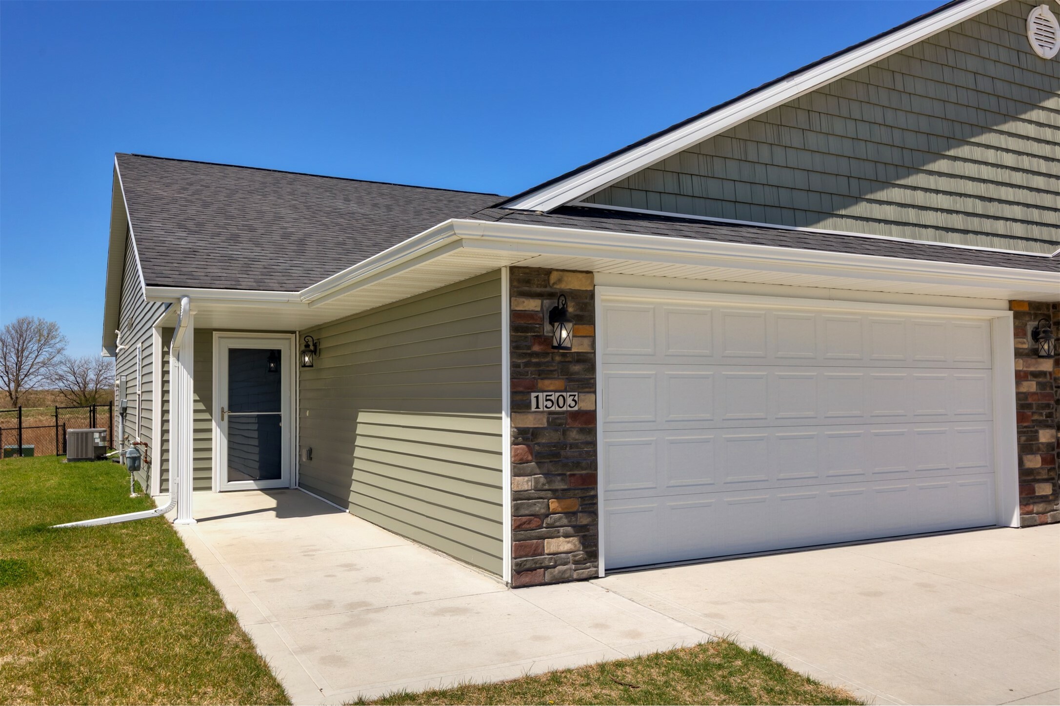 Property Photo: 1503 Fair View Drive IA 50063