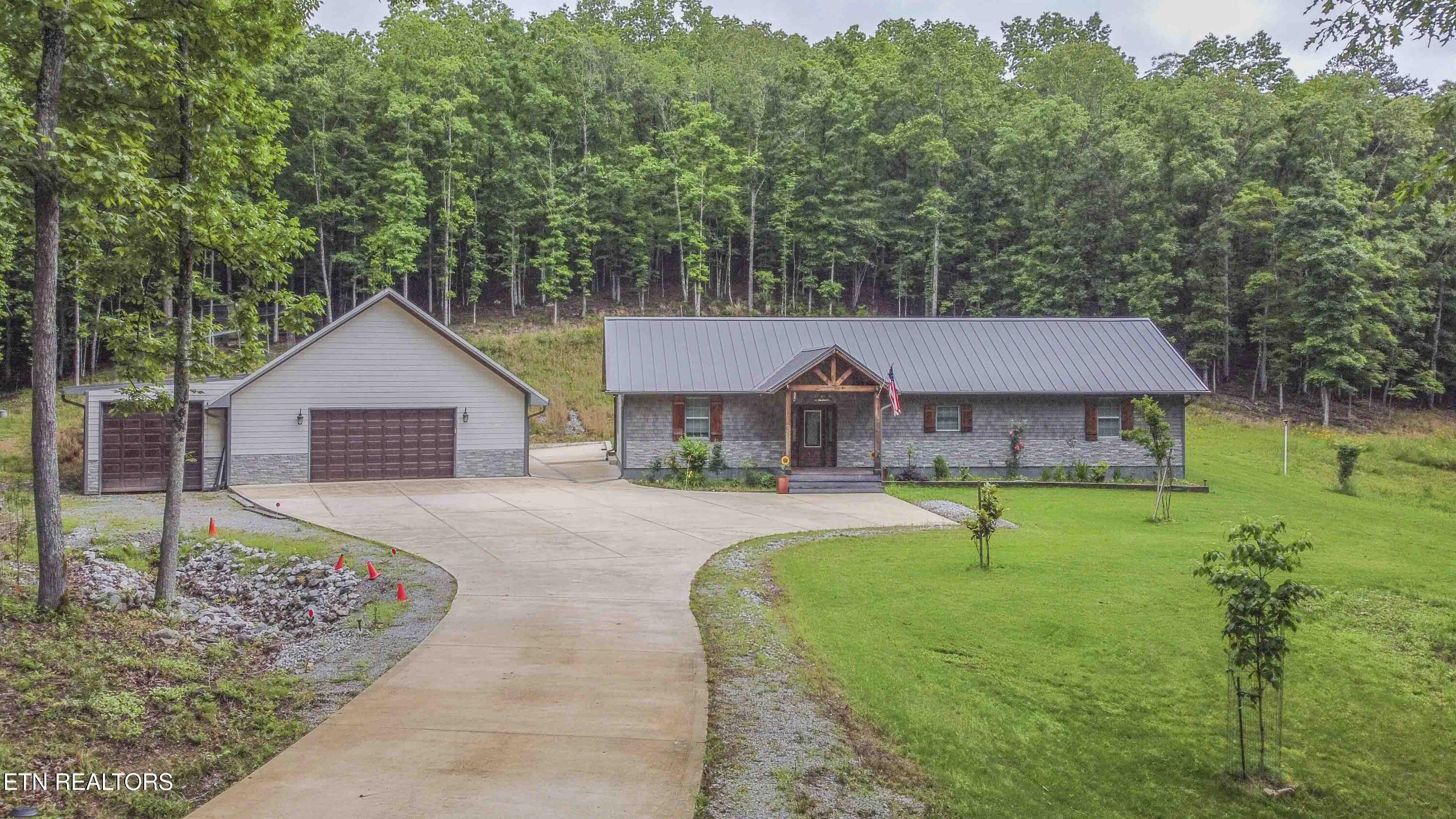 Property Photo: 178 Emerald Pointe Circle TN 37854